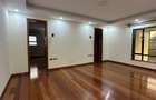 6 Bed Townhouse with En Suite in Loresho - 16
