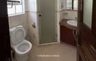 5 Bed House with Swimming Pool in Rosslyn - 3