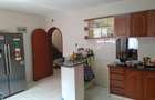 4 Bed Townhouse with En Suite at Lavington - 14