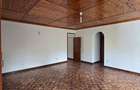 5 Bed Townhouse with En Suite at Nyari Central - 14
