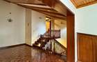 4 Bed House at Near Giraffe Centre - 8