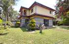 5 Bed House with En Suite in Runda - 2