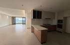 3 Bed Apartment with En Suite in Spring Valley - 2