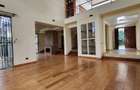 5 Bed House with En Suite at Hardy Area - 17