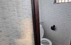 4 Bed House with En Suite at Hs99 - 3