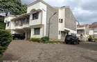 4 Bed Townhouse with En Suite at Grevellea - 1