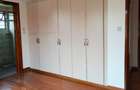 5 Bed Townhouse with En Suite at Lavington - 15
