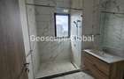 2 Bed Apartment with En Suite in Rosslyn - 6