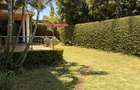 5 Bed Townhouse with En Suite in Westlands Area - 14