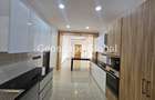 4 Bed Apartment with En Suite in Spring Valley - 9