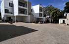5 Bed Townhouse with En Suite in Lavington - 1