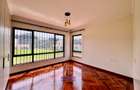 5 Bed Villa with En Suite at Westlands - 10