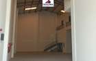 6,200 ft² Warehouse with Fibre Internet in Industrial Area - 7