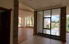 5 Bed Townhouse with En Suite at Naushad Merali - 13