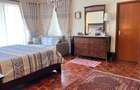 5 Bed Villa with En Suite in Lake View - 9