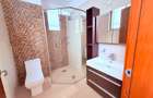 3 Bed Apartment with En Suite in Parklands - 17
