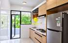 3 Bed Apartment with En Suite in Riverside - 4