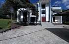 6 Bed Townhouse with En Suite in Karen - 16