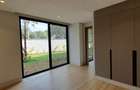 5 Bed Villa with En Suite in Westlands Area - 8