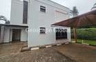 5 Bed Townhouse with En Suite in Lavington - 1