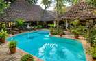 3 Bed Villa with Swimming Pool in Mtwapa - 1