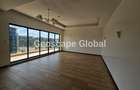 3 Bed Apartment with En Suite in Rosslyn - 6