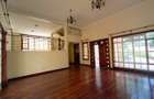 4 Bed Villa with En Suite in Kyuna - 2