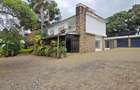 5 Bed House with En Suite at Lavington Road - 20