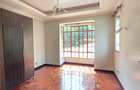 4 Bed Townhouse with En Suite at Rossylin Lone Tree - 14