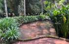5 Bed House with En Suite in Nyari - 8