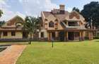 5 Bed Townhouse with En Suite in Runda - 2