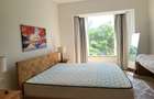 Serviced 2 Bed Apartment with En Suite in Parklands - 12