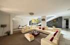 6 Bed House in Kiambu Road - 1
