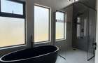5 Bed Townhouse with En Suite at Old Runda - 9