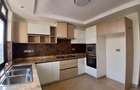 3 Bed Apartment with En Suite in Riverside - 18
