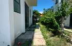 4 Bed Townhouse with En Suite at Lakers Road - 6