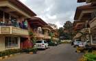 5 Bed Townhouse with En Suite at Valley Arcade - 8