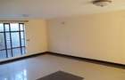 1 Bed Apartment in Garden Estate - 3