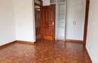 5 Bed House with En Suite in Rosslyn - 9