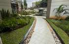 3 Bed Apartment with En Suite in Riverside - 16