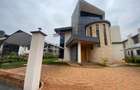 4 Bed Villa with En Suite in Loresho - 1
