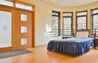 5 Bed Townhouse with En Suite in Kyuna - 10