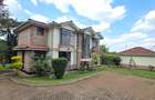 5 Bed Townhouse with En Suite at Rosslyn Garden - 2
