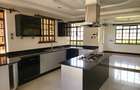 5 Bed House with En Suite in Runda - 3