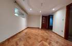 5 Bed Townhouse with En Suite at Lavington Convent Drive - 17