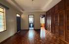 5 Bed House with En Suite in Runda - 9