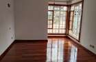 4 Bed Townhouse with En Suite at Westlands - 17