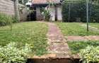 5 Bed Townhouse with En Suite at Lavington - 2