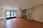 6 Bed House with En Suite in Runda - 17