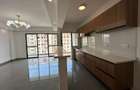 2 Bed Apartment with En Suite at Riverside Square - 8